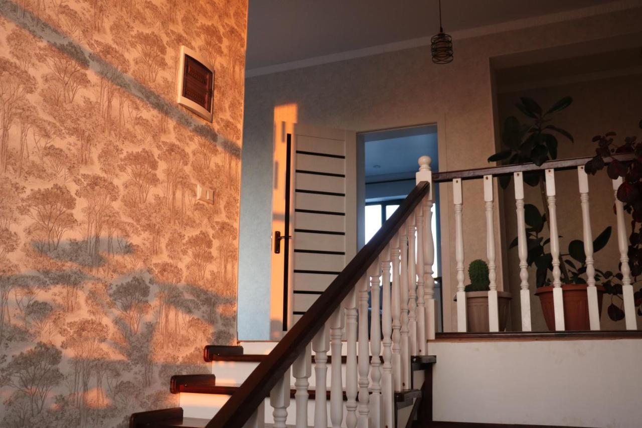 Tuenduek Guest House, 카라콜 외부 사진